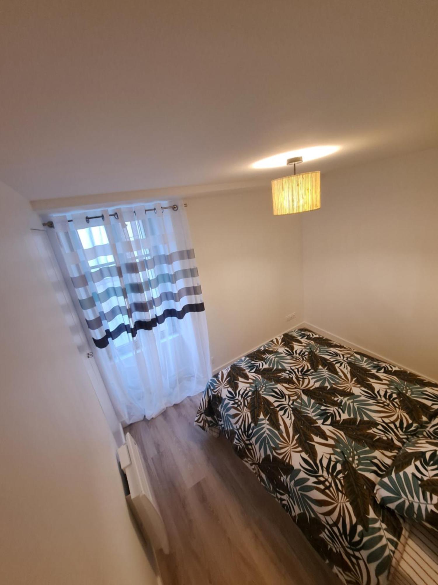 Logement T2 Neuf - Centre-Ville Parthenay Dış mekan fotoğraf